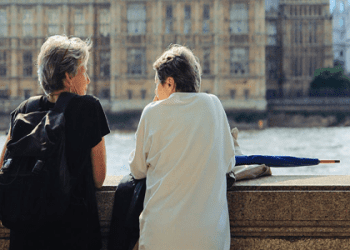 「說壞話」、「貶低」的英語該怎麼說？介紹常見的六種英語表達方式