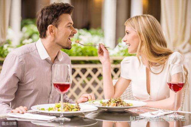 「這個座位有人嗎？」用英語怎麼說？也可用於飯店、餐廳的表達！