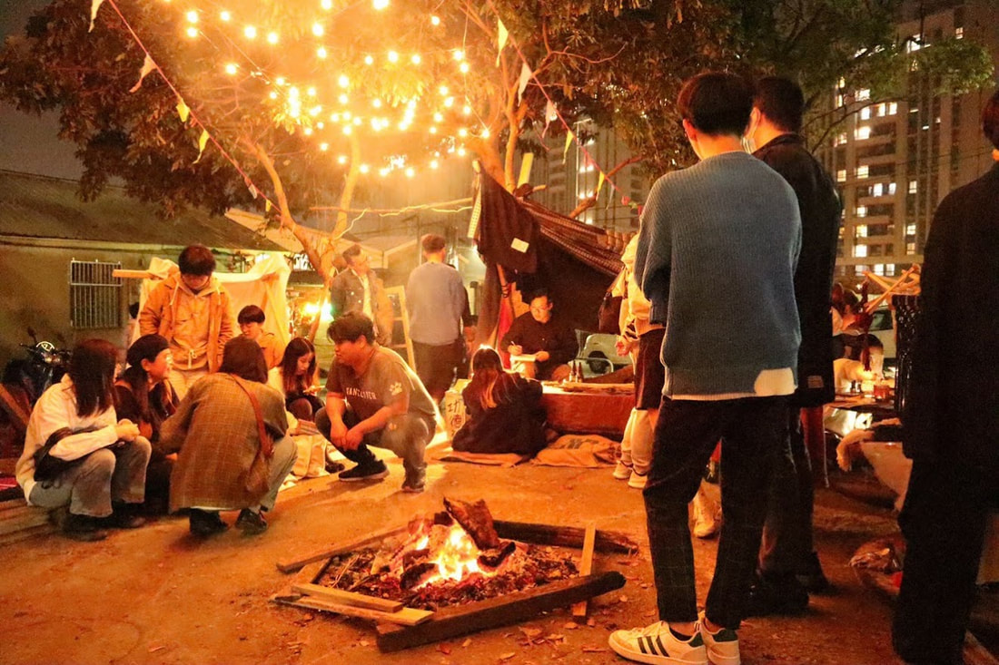 「營火」用英語怎麼說？一起聊聊如何在營火上烤棉花糖及如何生火！