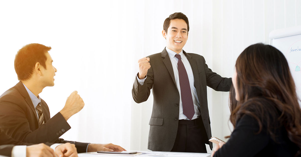 「振作一點」的英文怎麼說？教你各種不同情境的實用說法