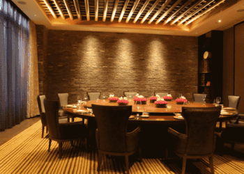 「被戳中笑點」的英文怎麼說？十種和好笑有關的常用表達