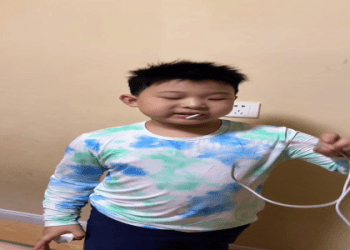 你知道「恭維」的英文怎麼說嗎？