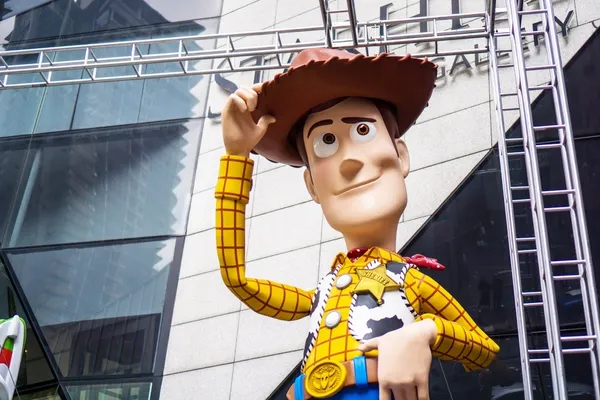 跟著《玩具總動員》裡的台詞來學英文吧！