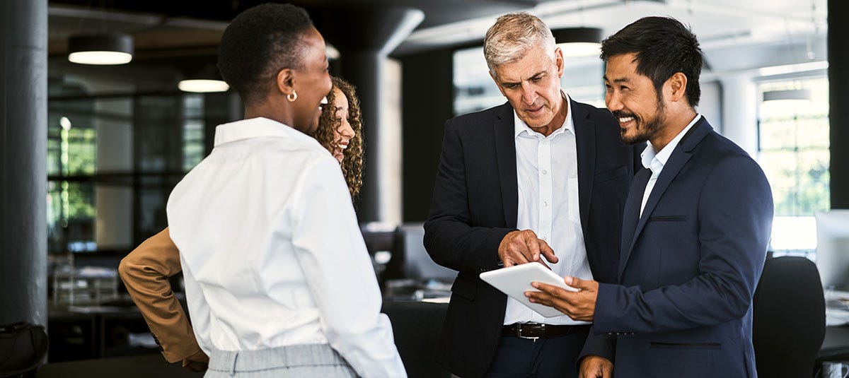 【商務英語】個別介紹用於上司、​​下屬、同事的英語表達！