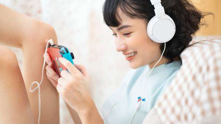 來看看打線上遊戲的時候，有哪些好用的英文俚語和省略用法吧！