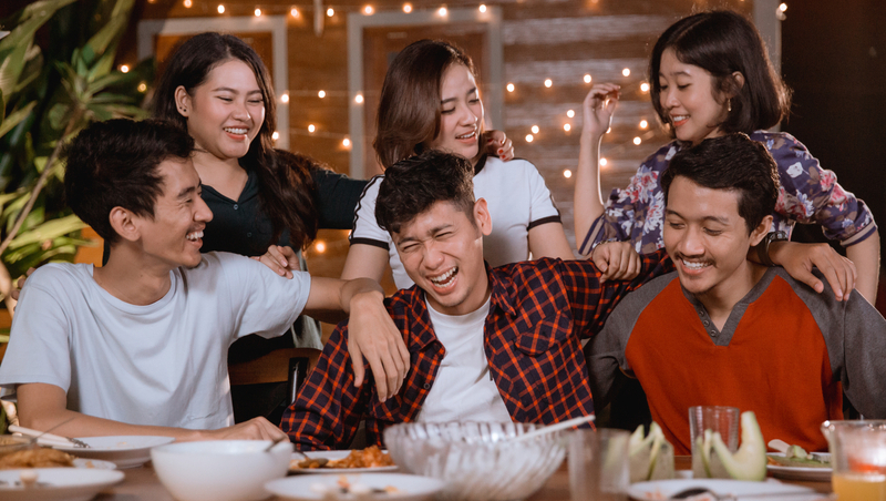 Party is fun! 快來參加英語派對吧!