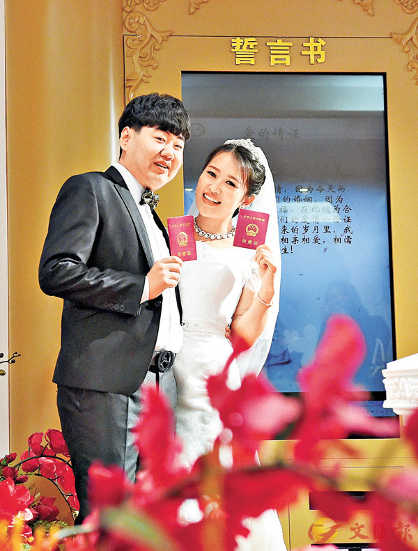 【不再混淆】女士和太太的差別！如何使用男性和女性的敬稱