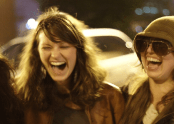 有趣的英文説法？表達好笑&搞笑的單字與片語