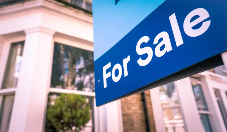 for sale和on sale有什麼區別？購物時可以使用的短語