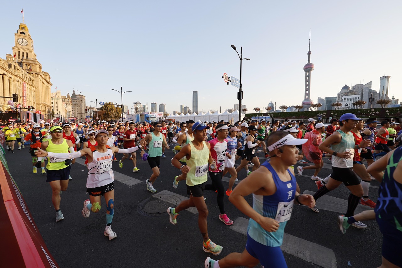國外也能跑馬拉松嗎?一起記住「馬拉松」相關的英語表達吧!