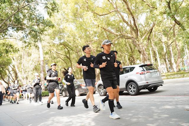 國外也能跑馬拉松嗎?一起記住「馬拉松」相關的英語表達吧!