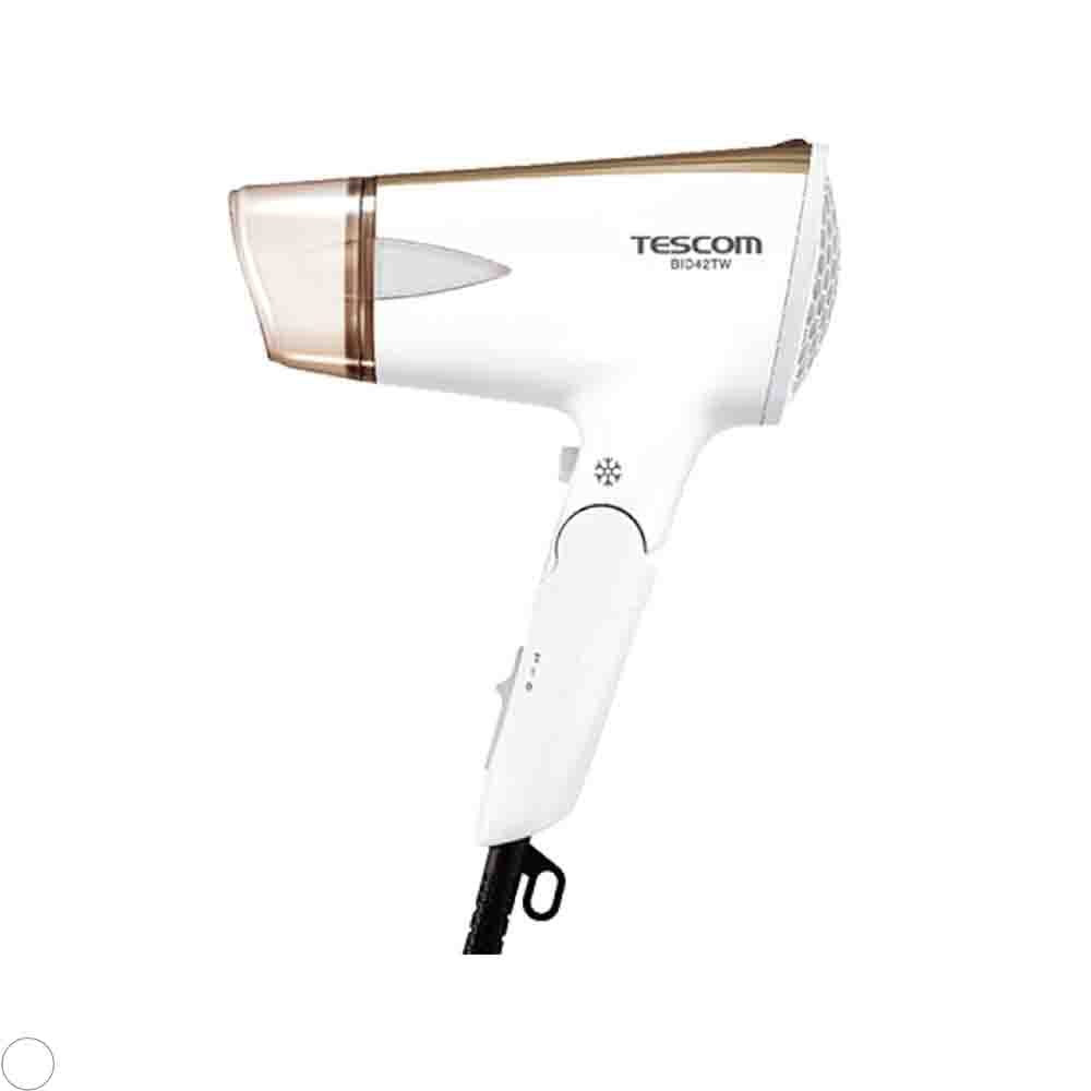 出國也少不了的電器用品「吹風機」英文怎麼說？