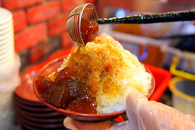 「刨冰」用英文怎麼說？一起來學習與「刨冰」相關的英文表達吧！