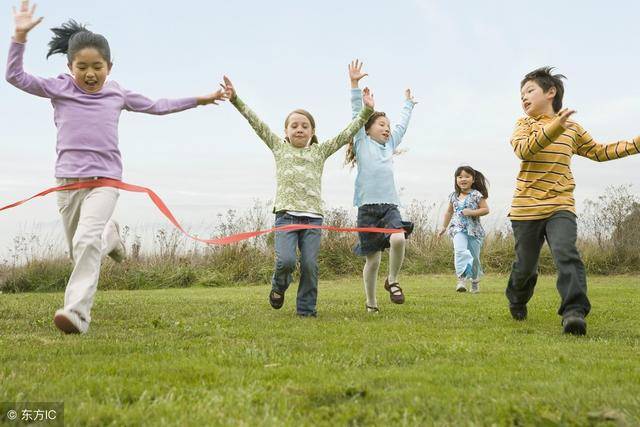 Should children run a mile each day? 兒童應該每天都跑一英裡嗎?