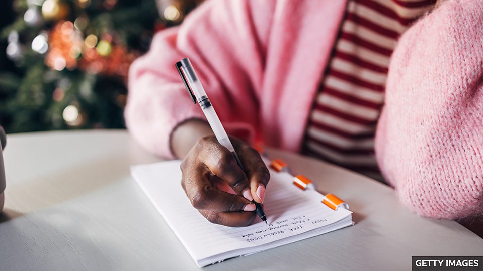 Sleep in, sleep over, turn in 三個和 “睡覺” 有關的動詞搭配