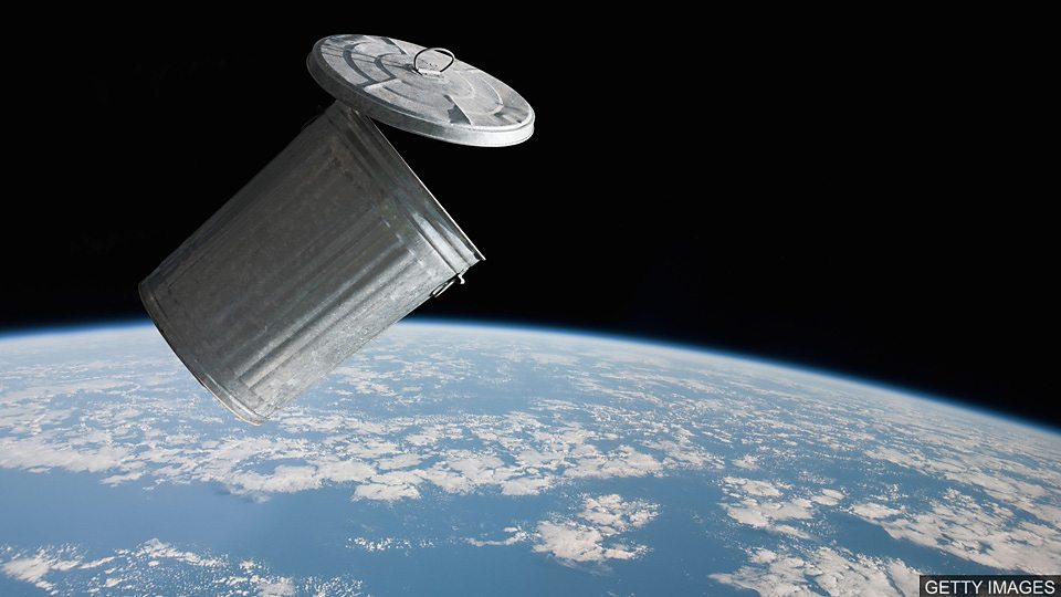 The harpoon that clears space junk 清理太空垃圾的 “魚叉” 捕捉器