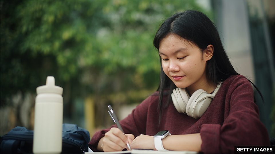 UCAS to reform university personal statement 英國大學及學院招生服務將修改大學申請流程中對個人陳述的要求