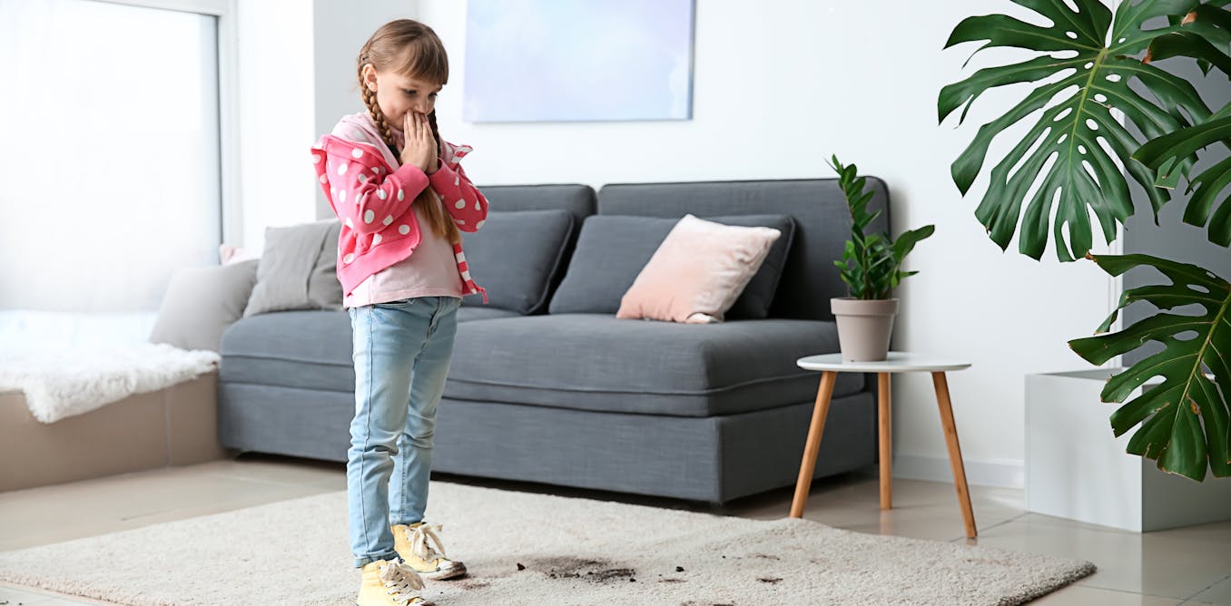 Outdoor shoes in the house: What are the dangers? 回傢不換鞋有哪些危害?