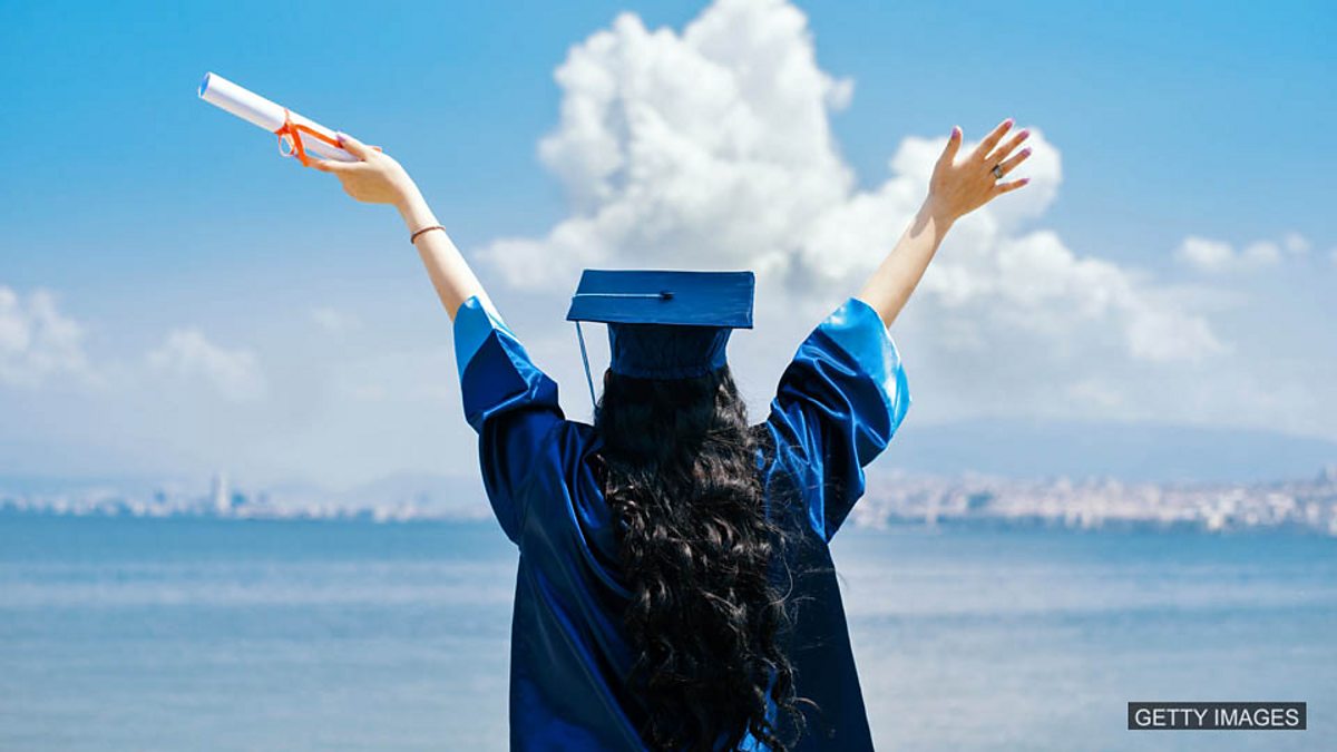 Degrees to make you rich 英國:學歷和收入之間的關系
