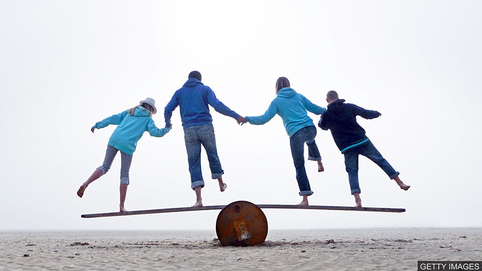 形容詞辨析：interminable, unstoppable, ceaseless