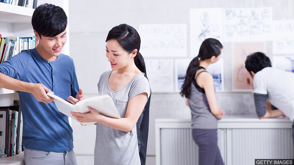 Happy to do or happy doing? 形容詞後的動詞形式